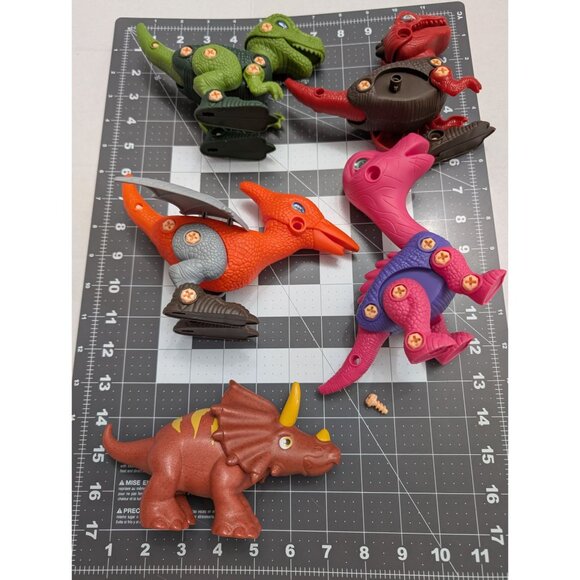 Take Apart Dinosaur Stem colorful toys replacement pieces 5 plastic toys - Picture 1 of 10